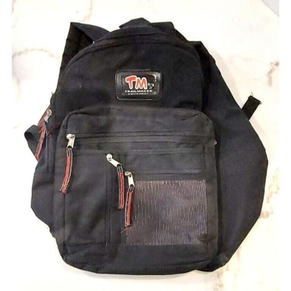 Trailmaker Equipment backpack 4 pocket front Multi-pocket inside - Black